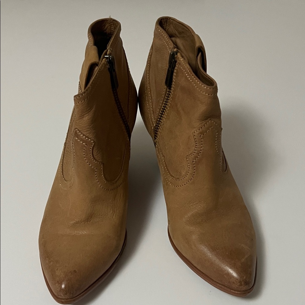 FRYE REINA ASH WESTERN TAN LEATHER ANKLE BOOTS SIZE 7.5